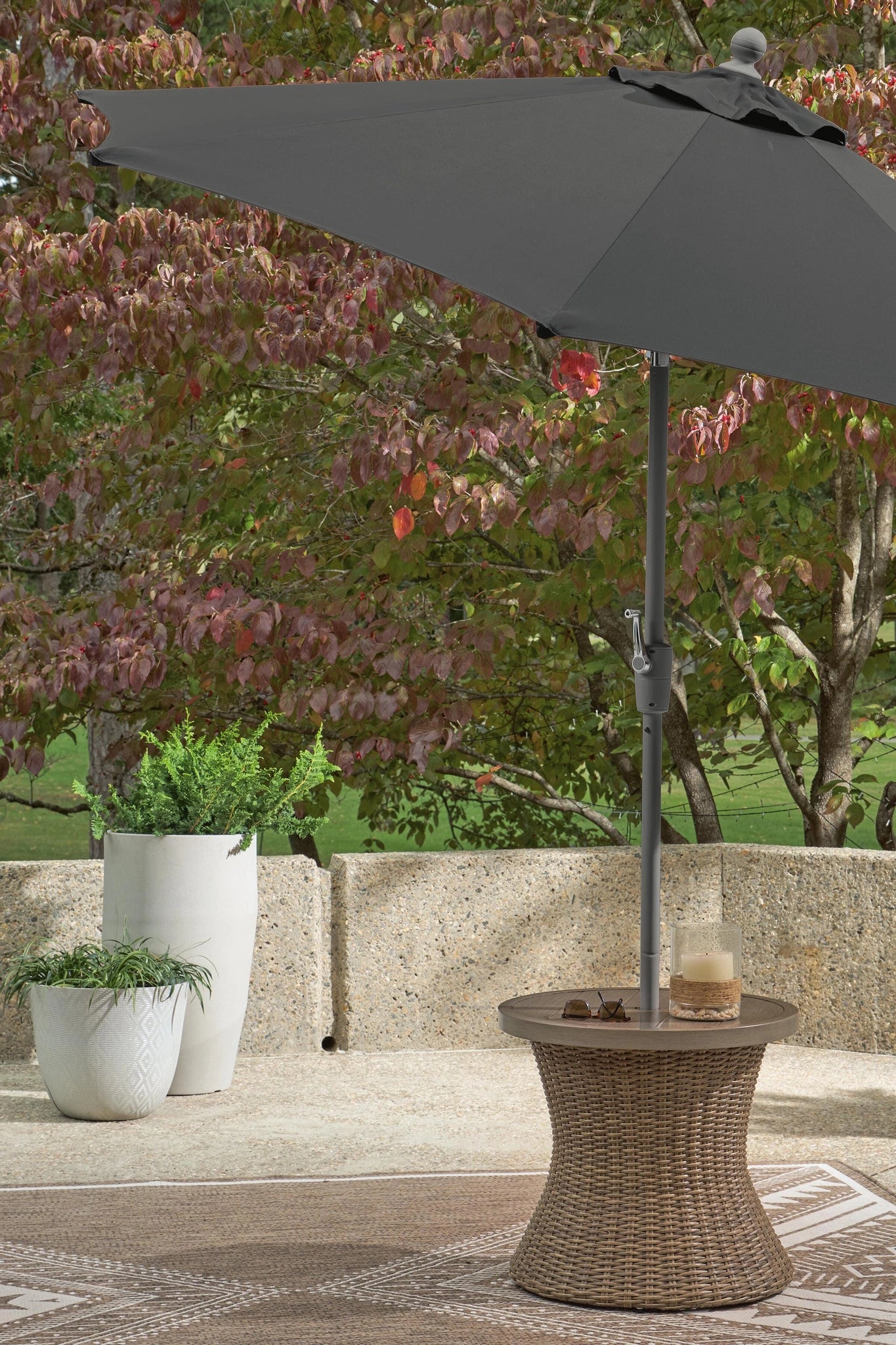 Laguna Heights Outdoor End Table