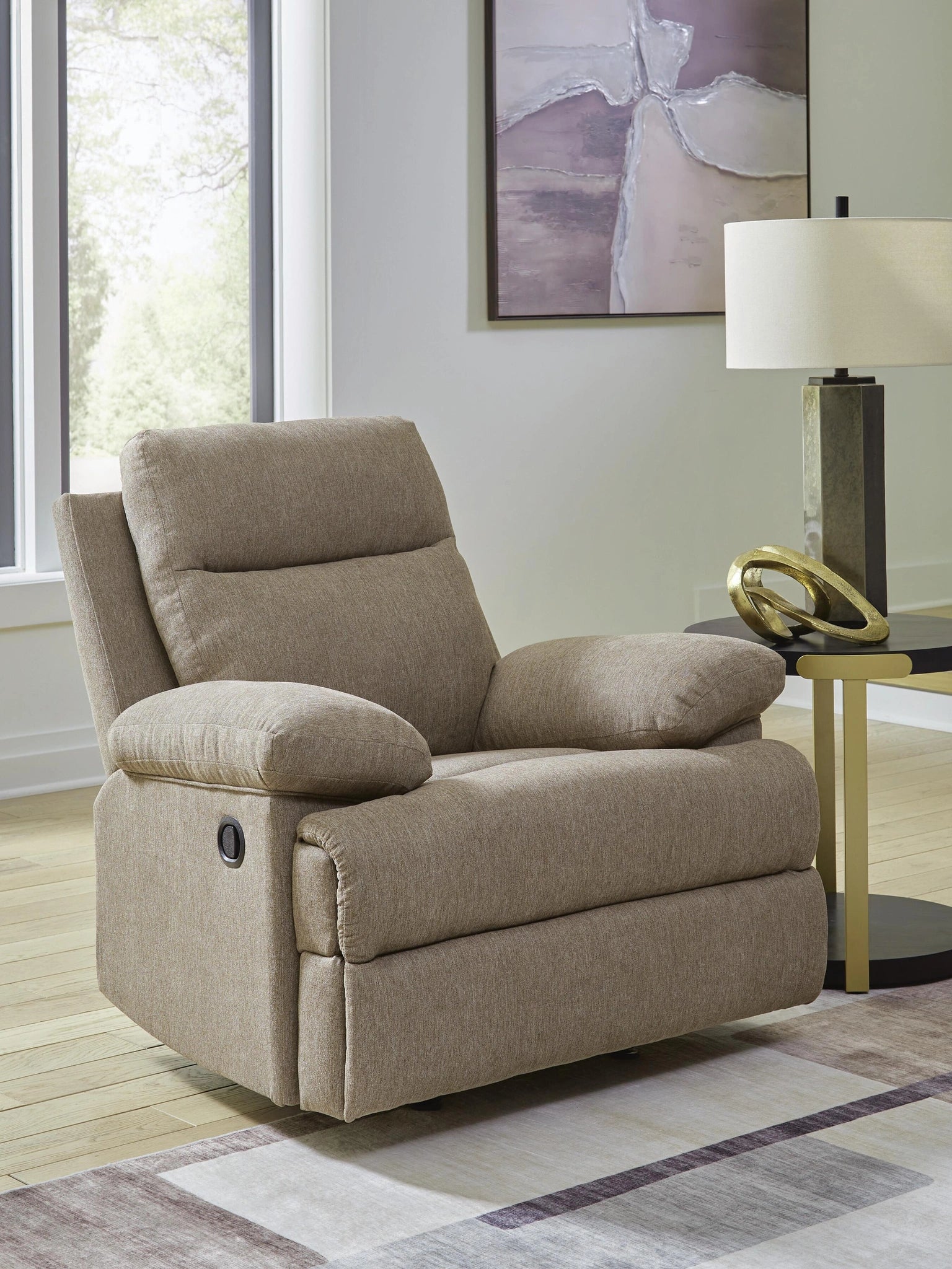 Side-Swipe Recliner