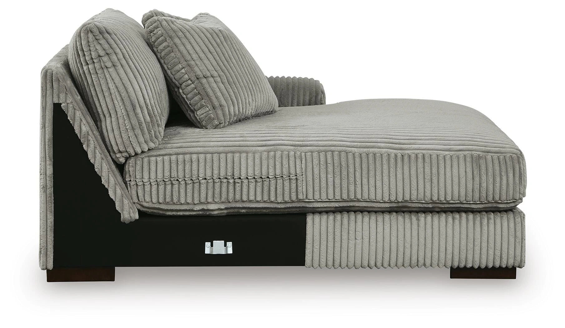 Lindyn Sectional with Chaise