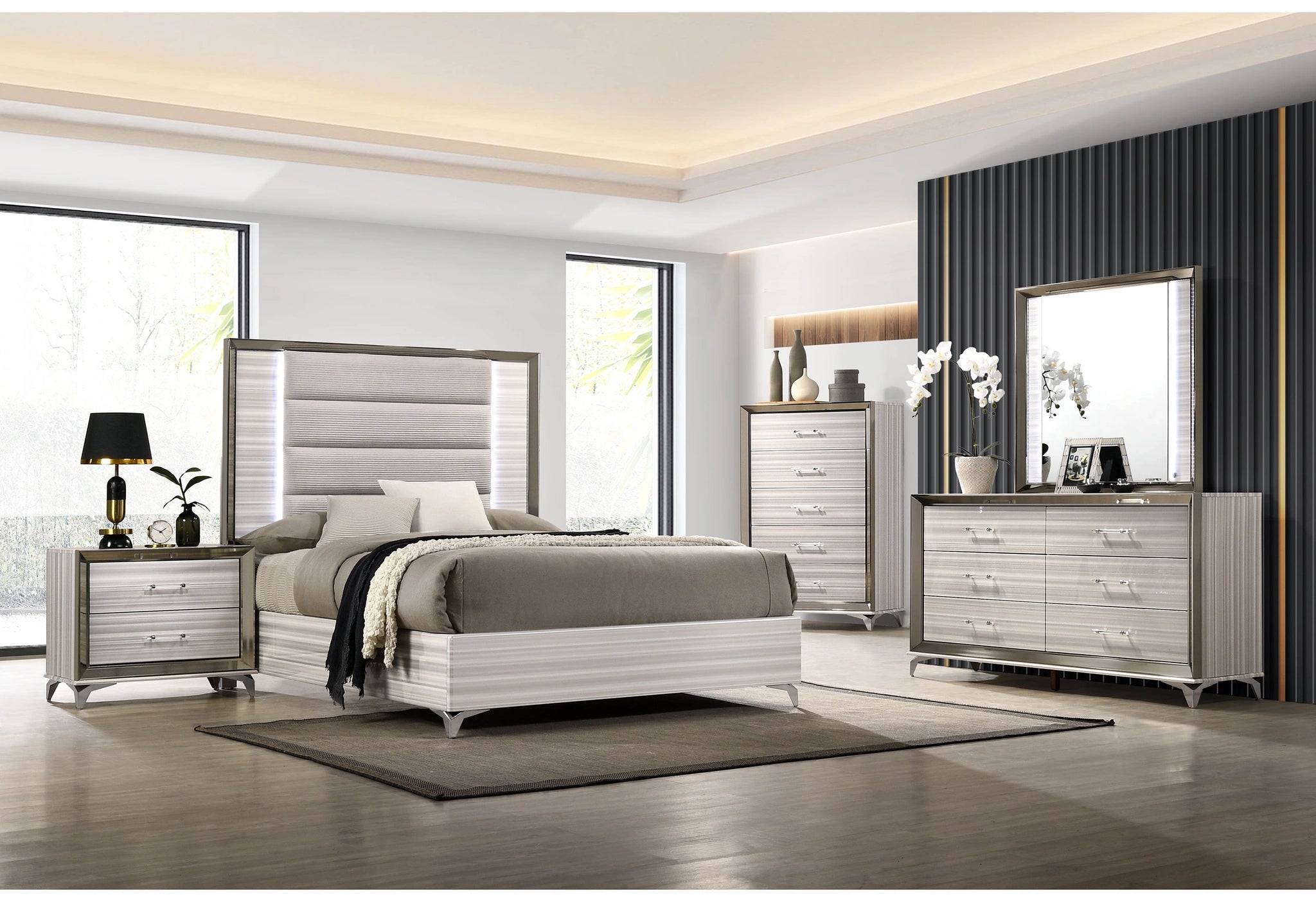 Zambrano White Mirror with LED