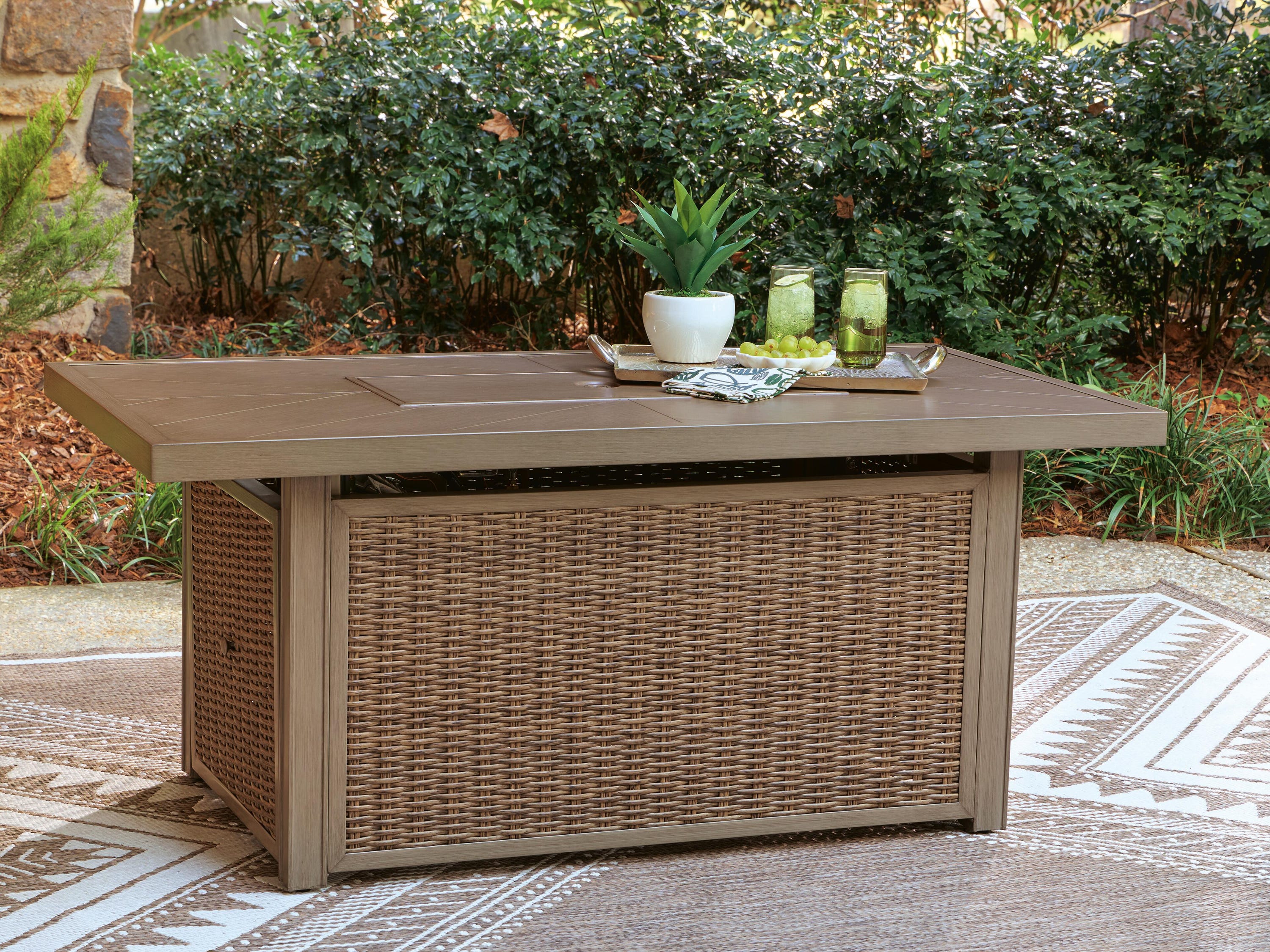 Laguna Heights Outdoor Fire Pit Table