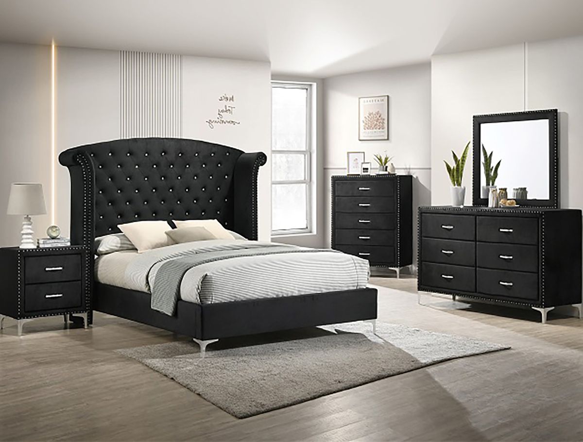 Lucinda 5 Drawer Chest In Black