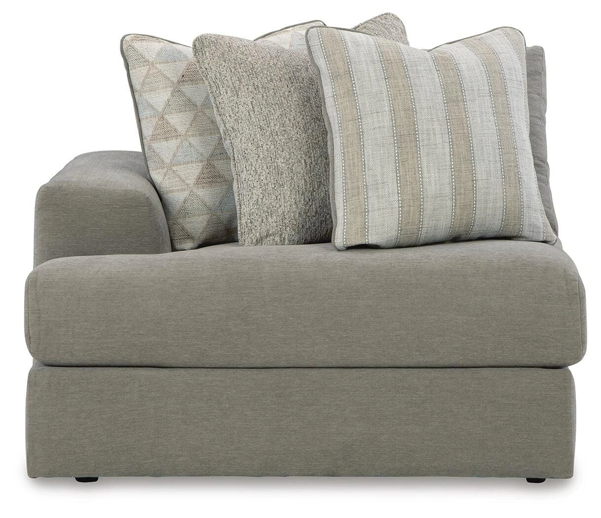 Avaliyah Sectional with Chaise