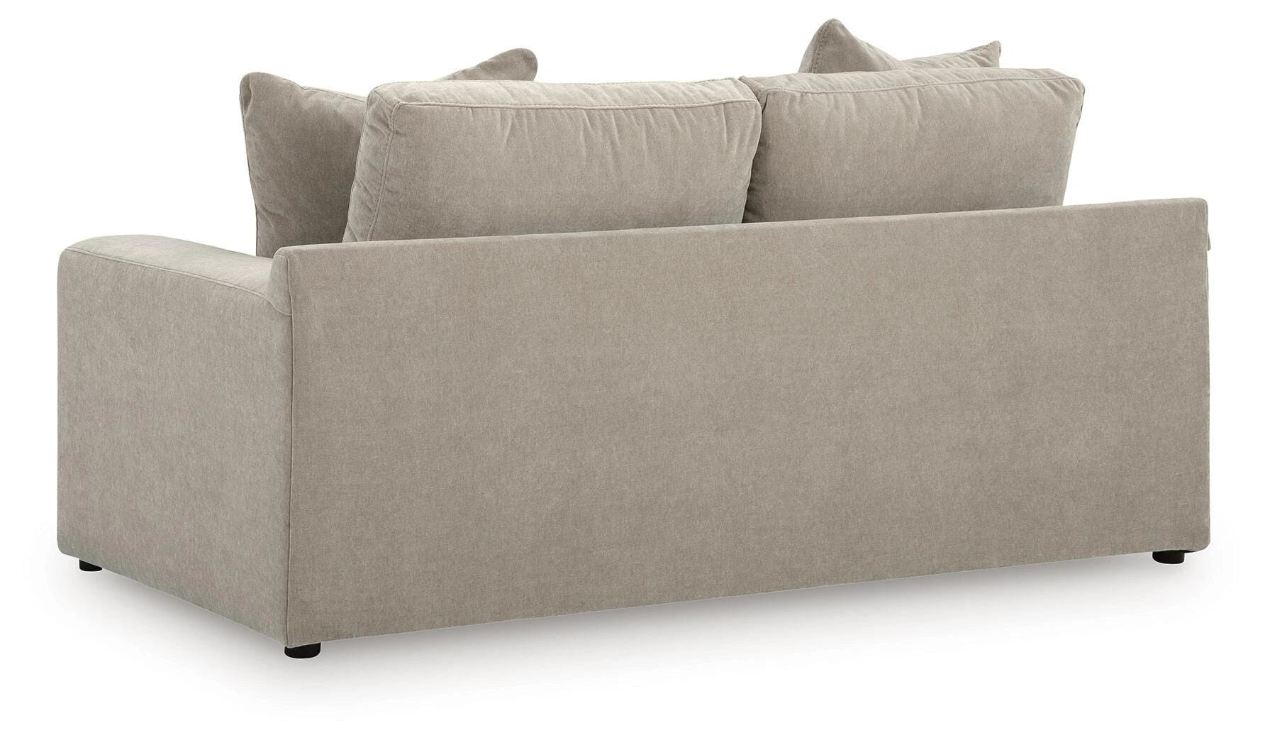 Maxton Heights Loveseat