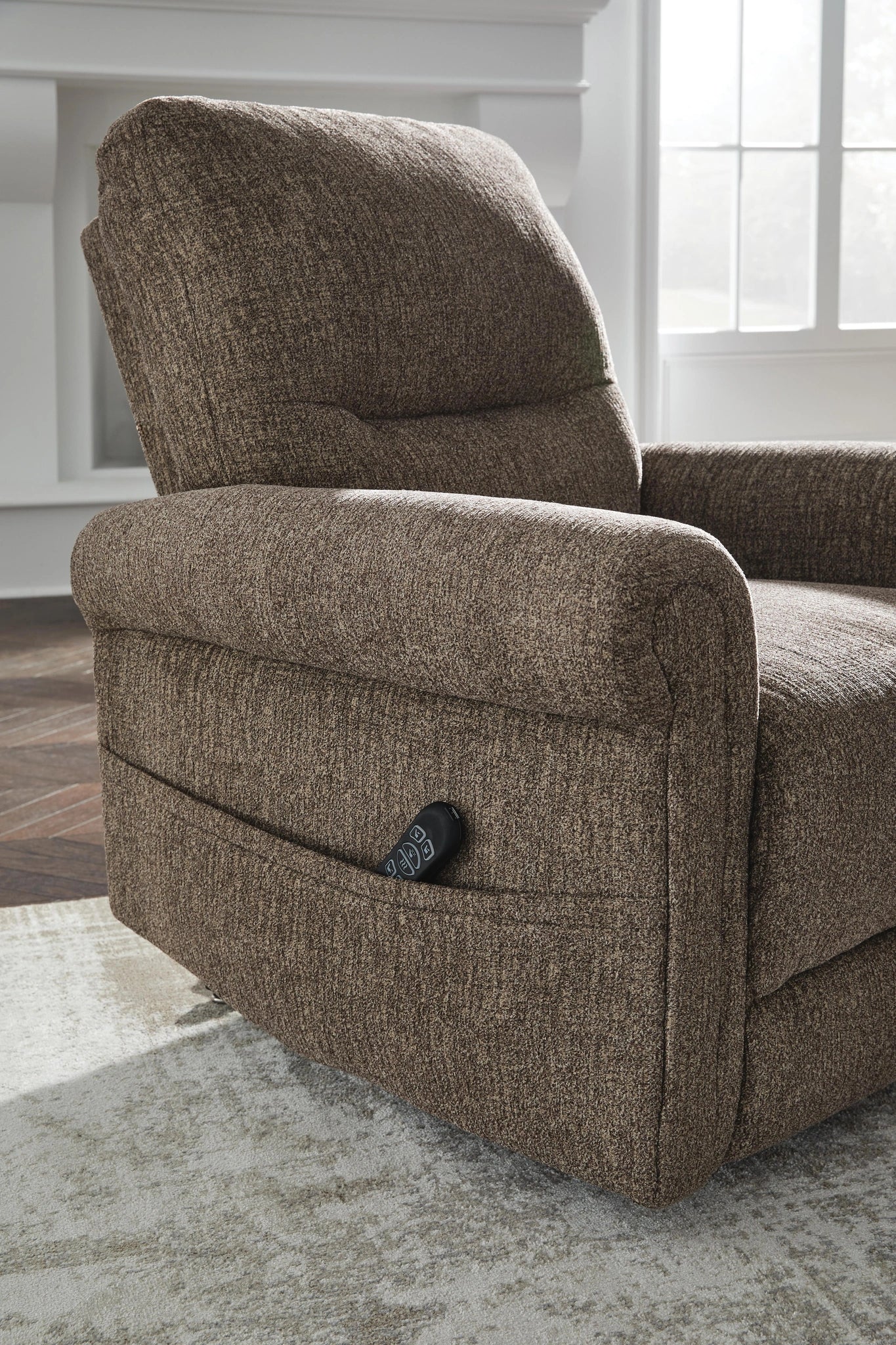 Aureta Power Lift Recliner
