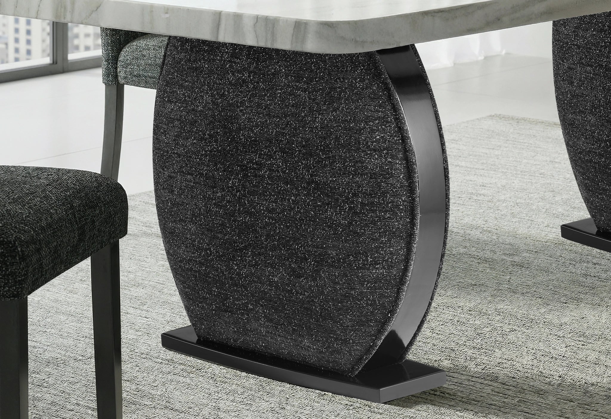 D2502 Dining Table