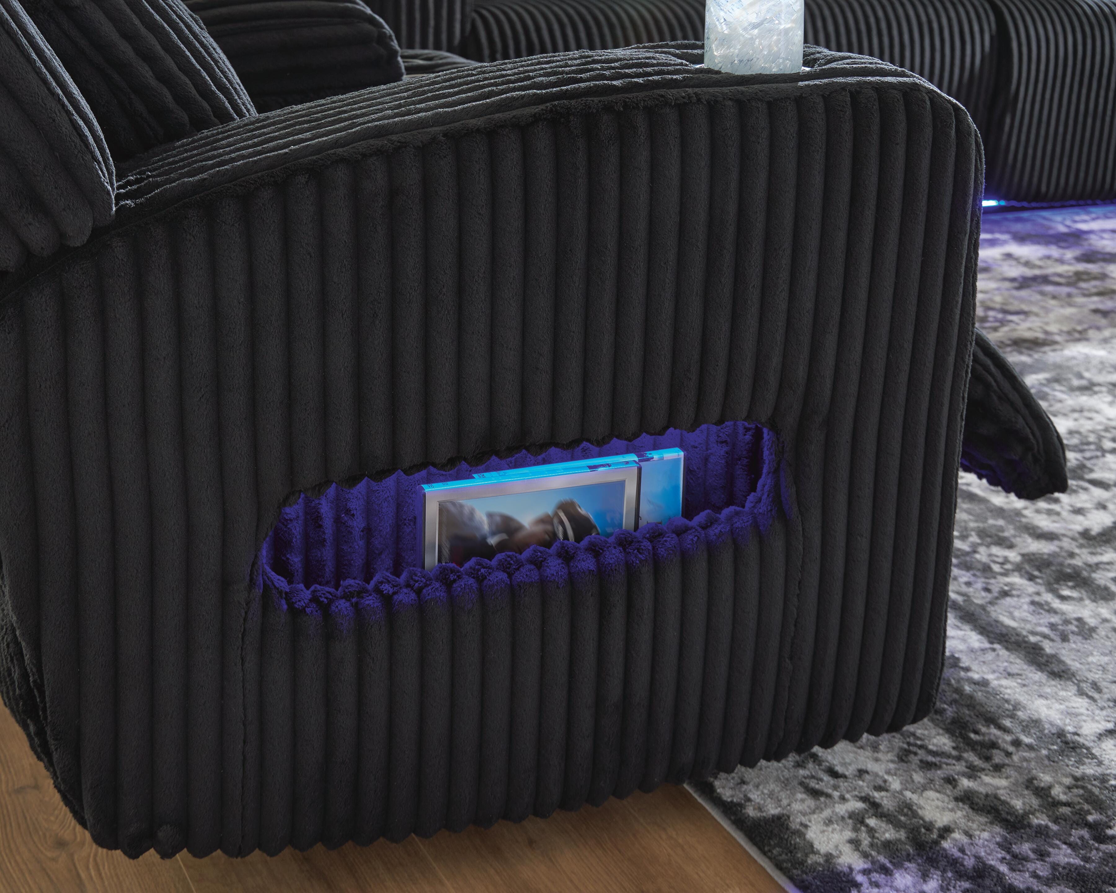 Forest Lake Power Reclining Loveseat with Console