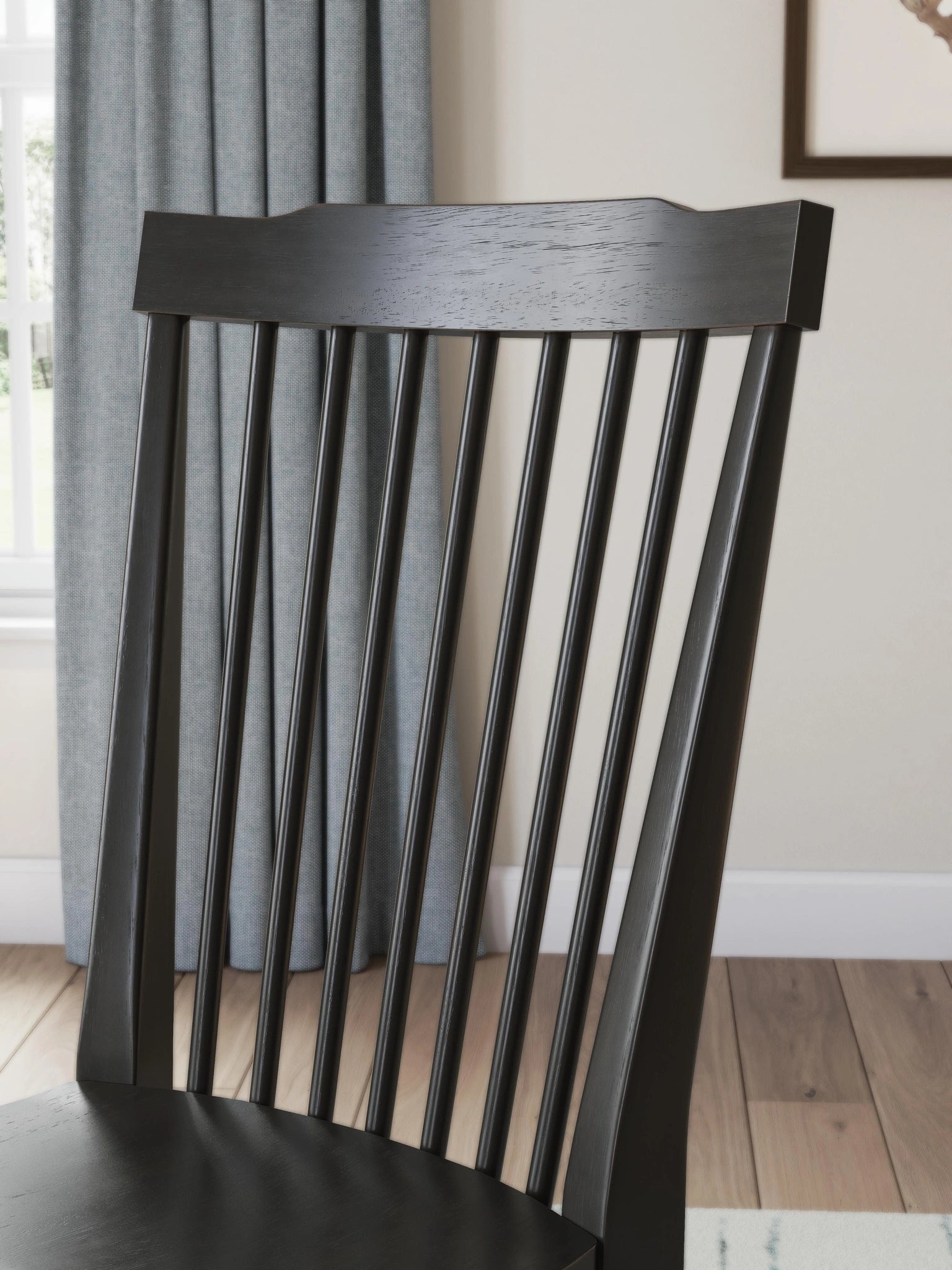 Greddinton Dining Room Set