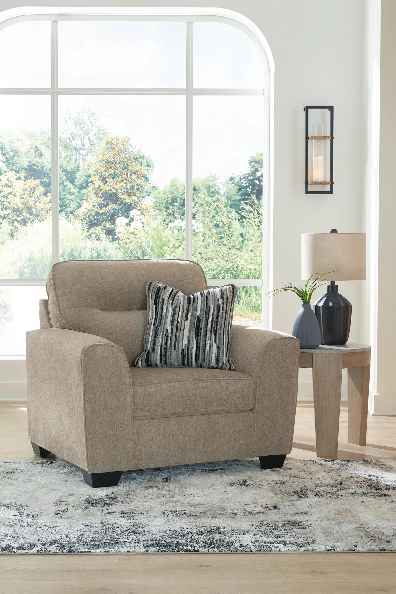 Olten Oversized Chair