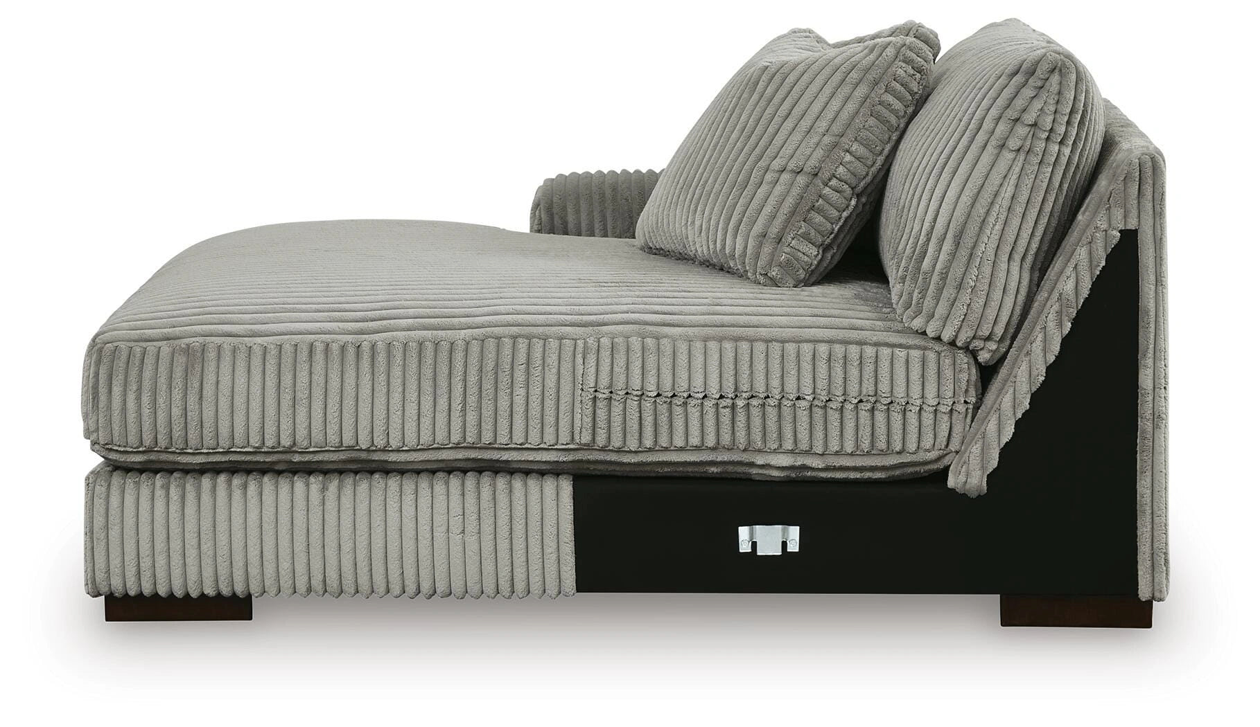 Lindyn Sectional with Chaise