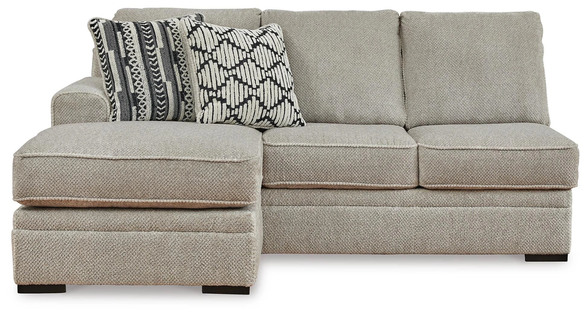 Calnita Sectional with Chaise