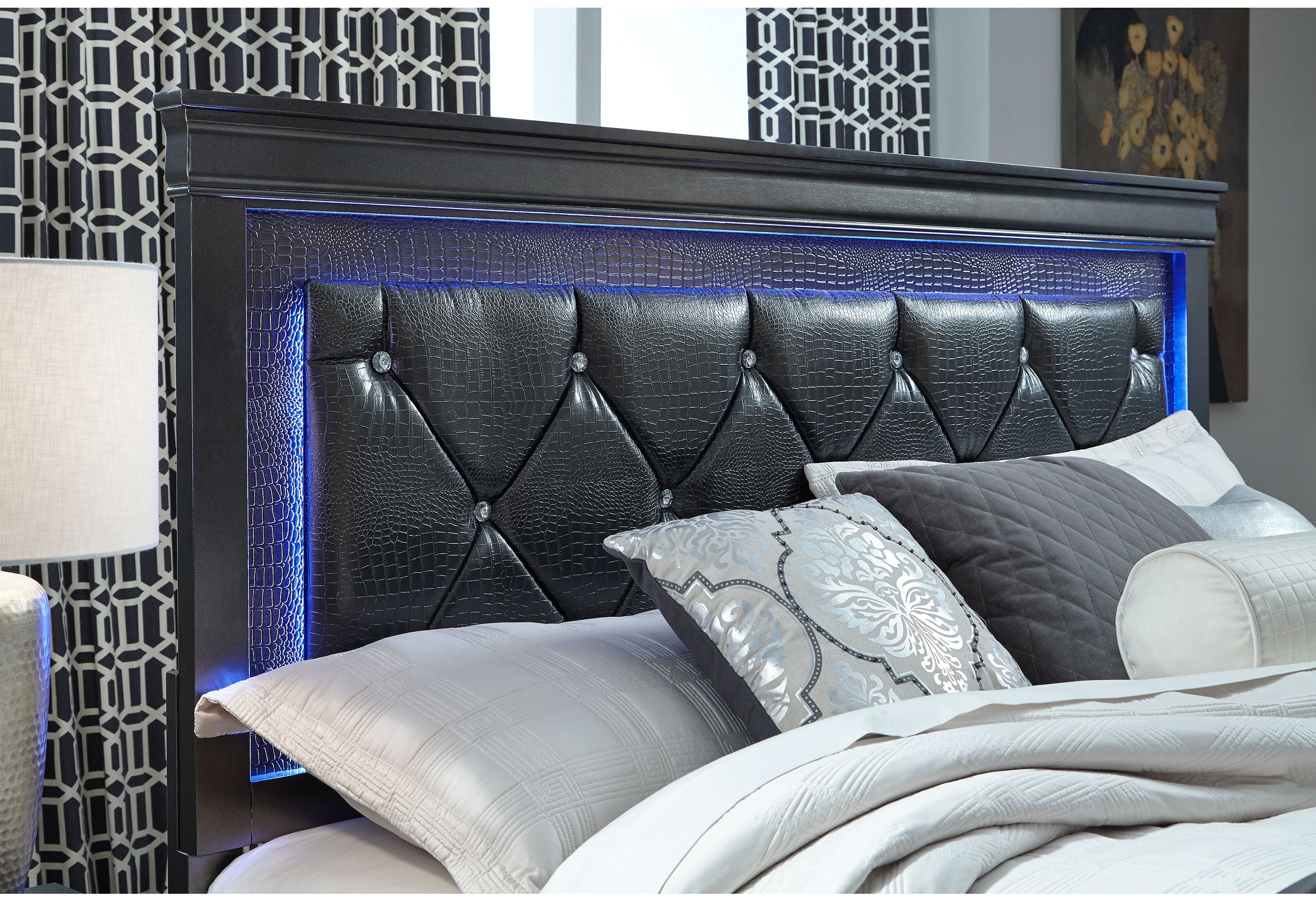 POMPEI METALLIC GREY KING BED GROUP WITH LED